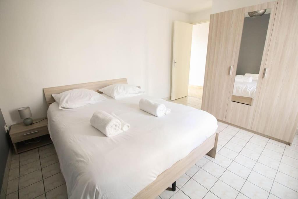 Joli T2 Renove / Wifi / Grand Parking Prive La Couronne (Charente)